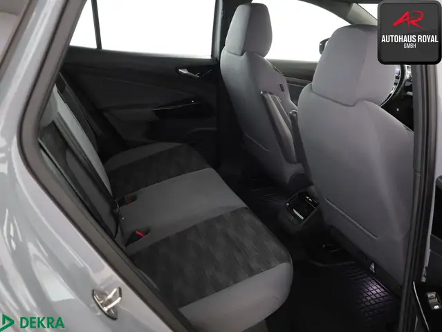Volkswagen Id.4 view 12