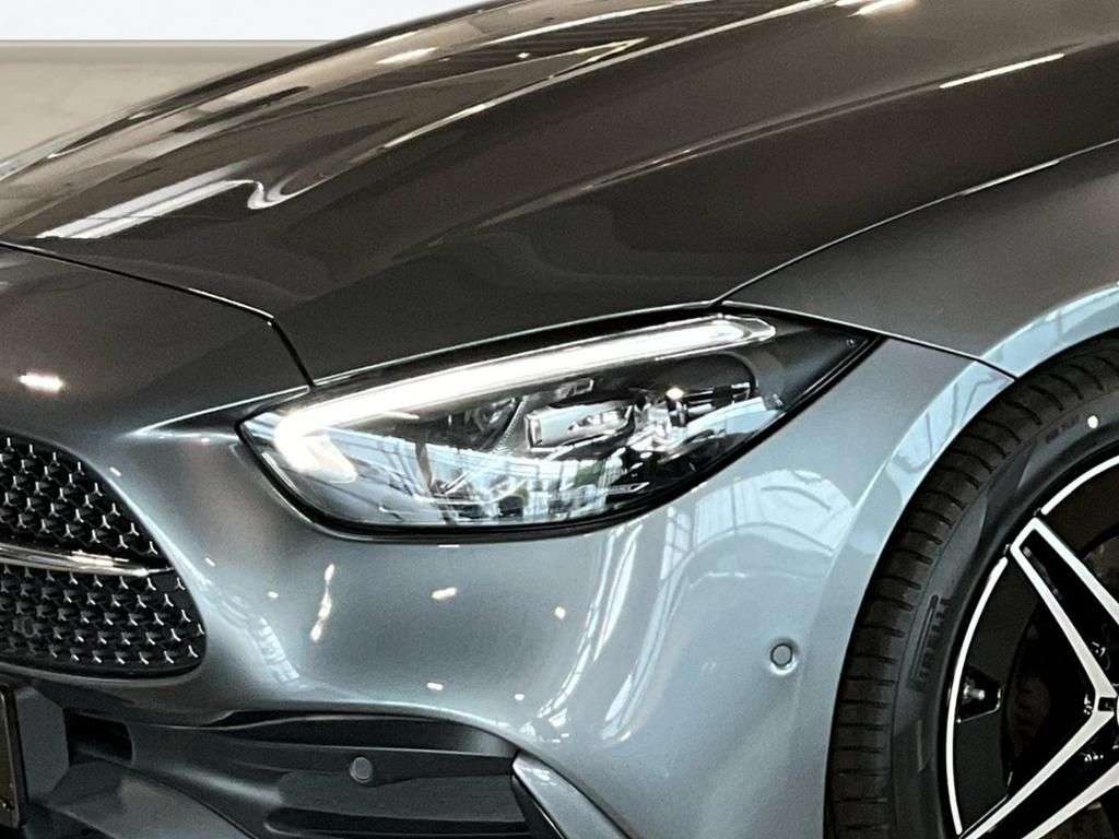 Mercedes-Benz C 180