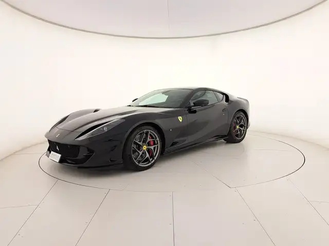 Ferrari 812 superfast 6.5 dct