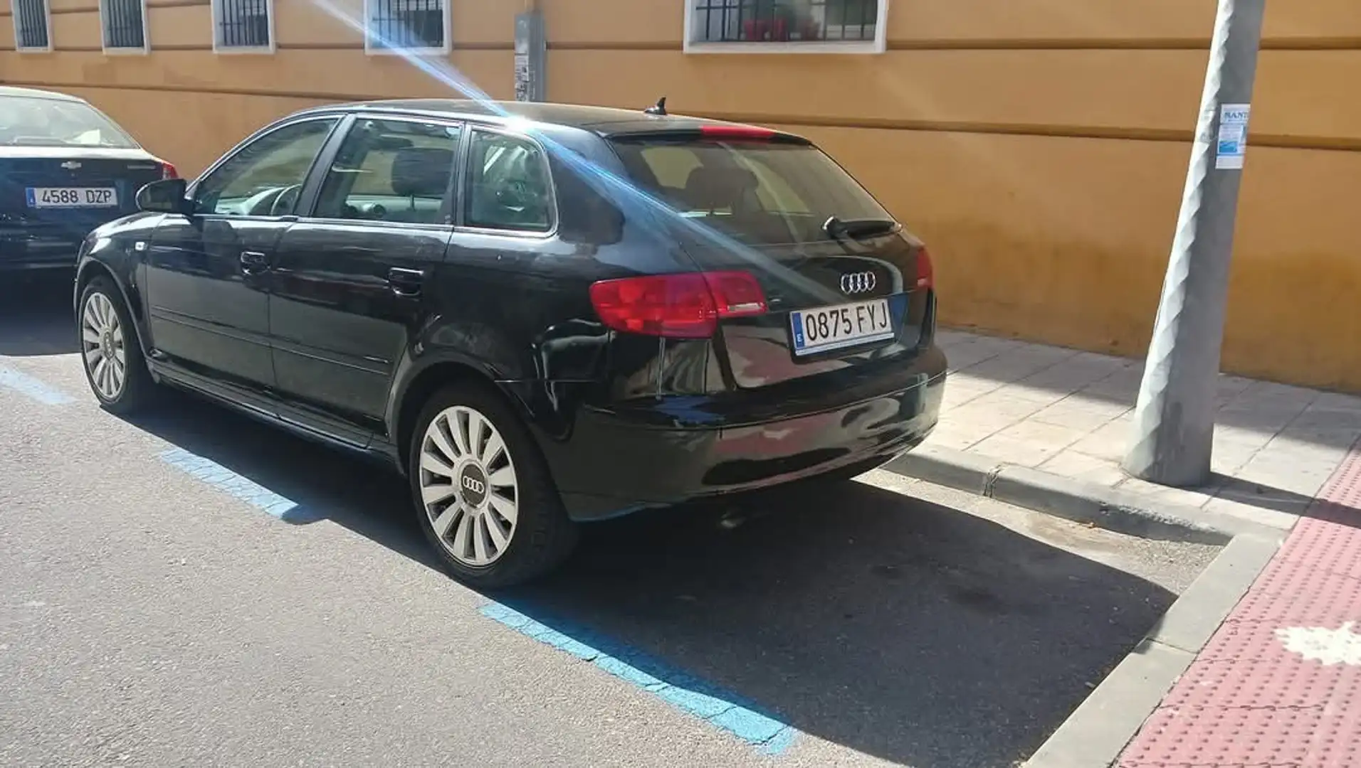 Audi A3 2.0TDI Limited Edition quattro DPF - 2
