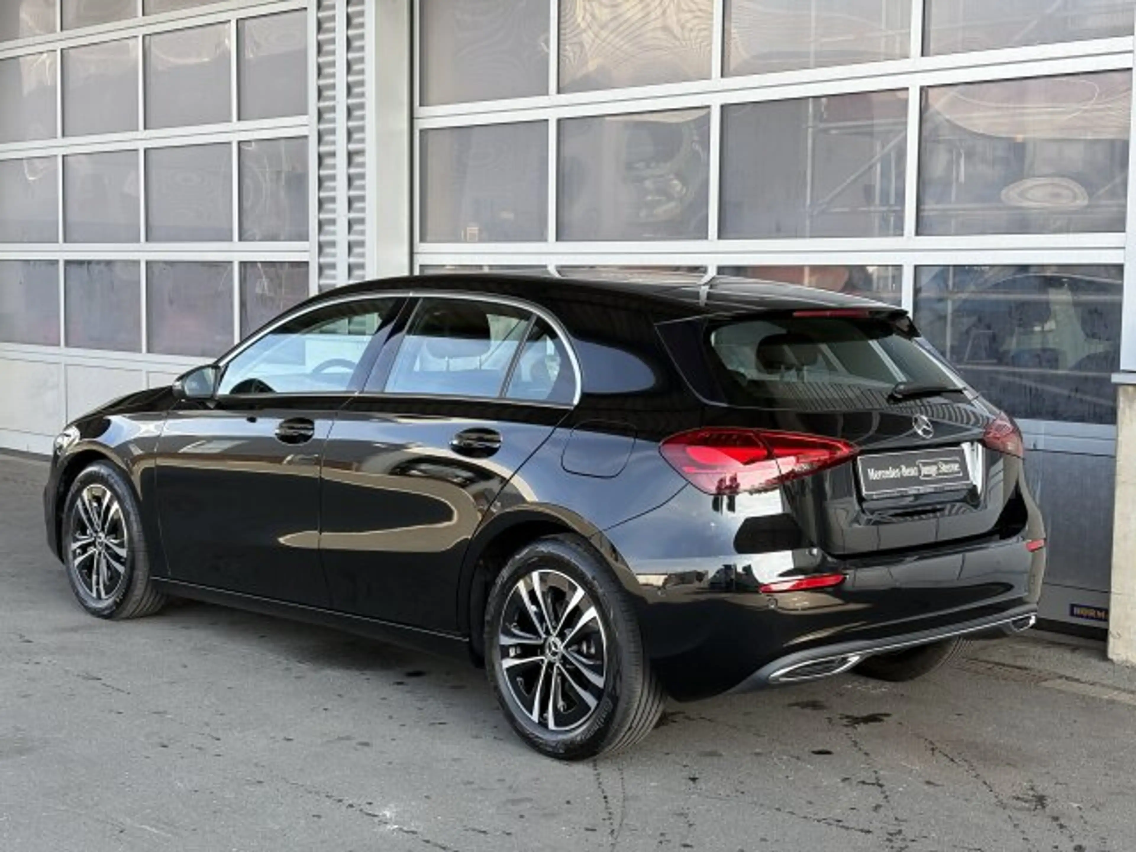 Mercedes-Benz A 200 A 200 Progressive Advanced LED Kamera Winter-Pak — photo 4