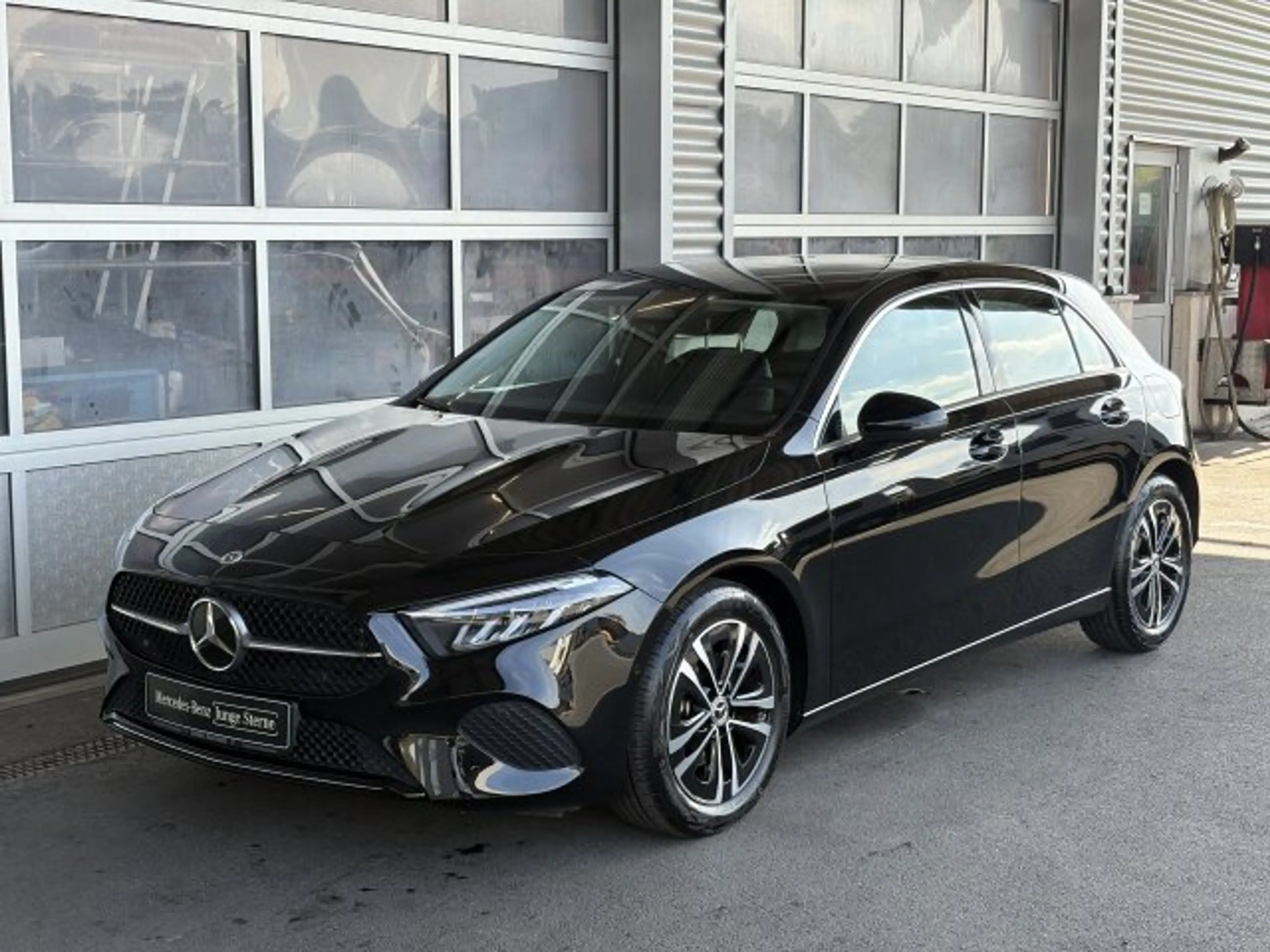 Mercedes-Benz A 200 A 200 Progressive Advanced LED Kamera Winter-Pak — photo 5