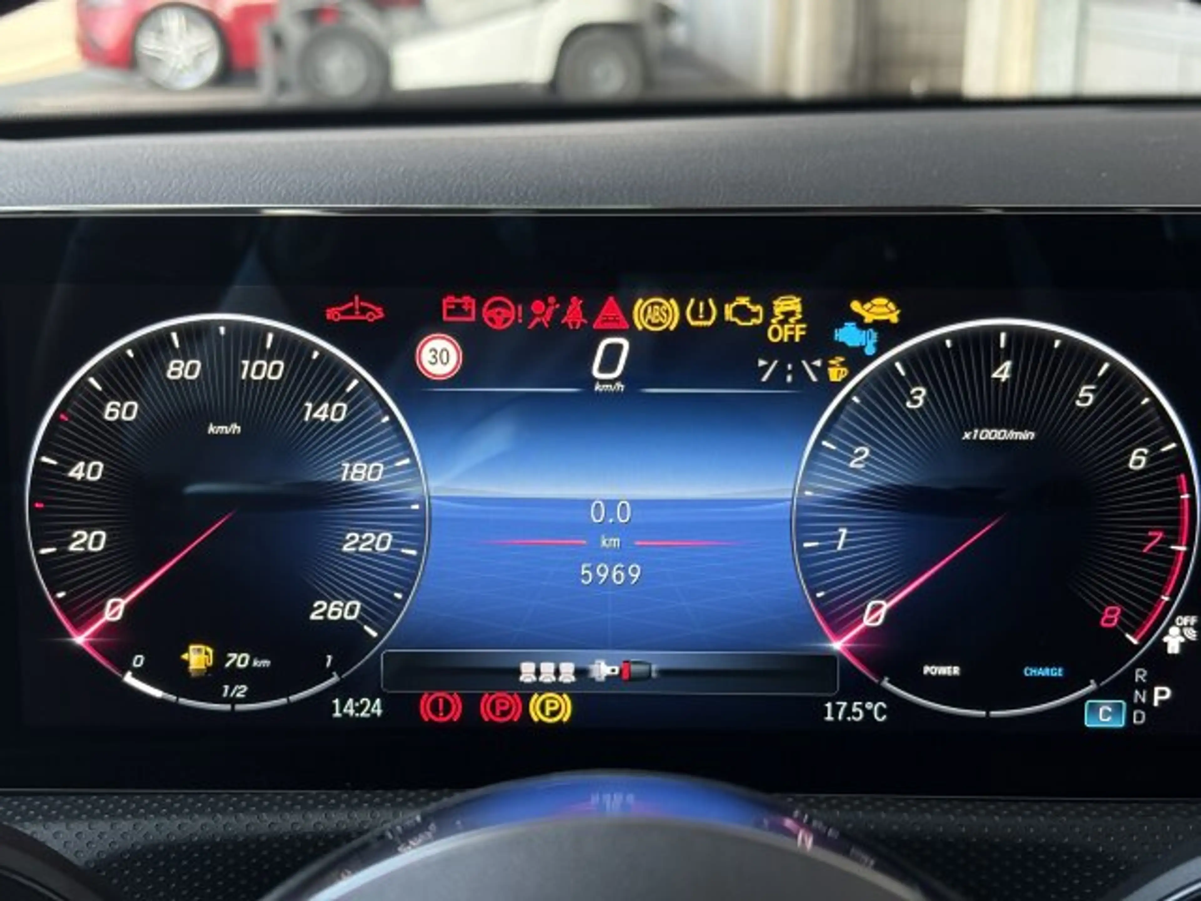 Mercedes-Benz A 200 A 200 Progressive Advanced LED Kamera Winter-Pak — photo 15