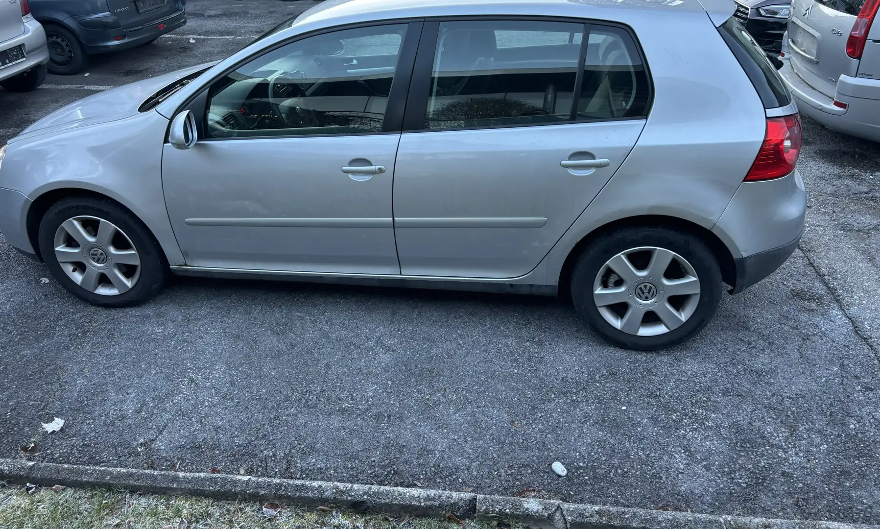 Volkswagen Golf Trendline 1,4 - 2