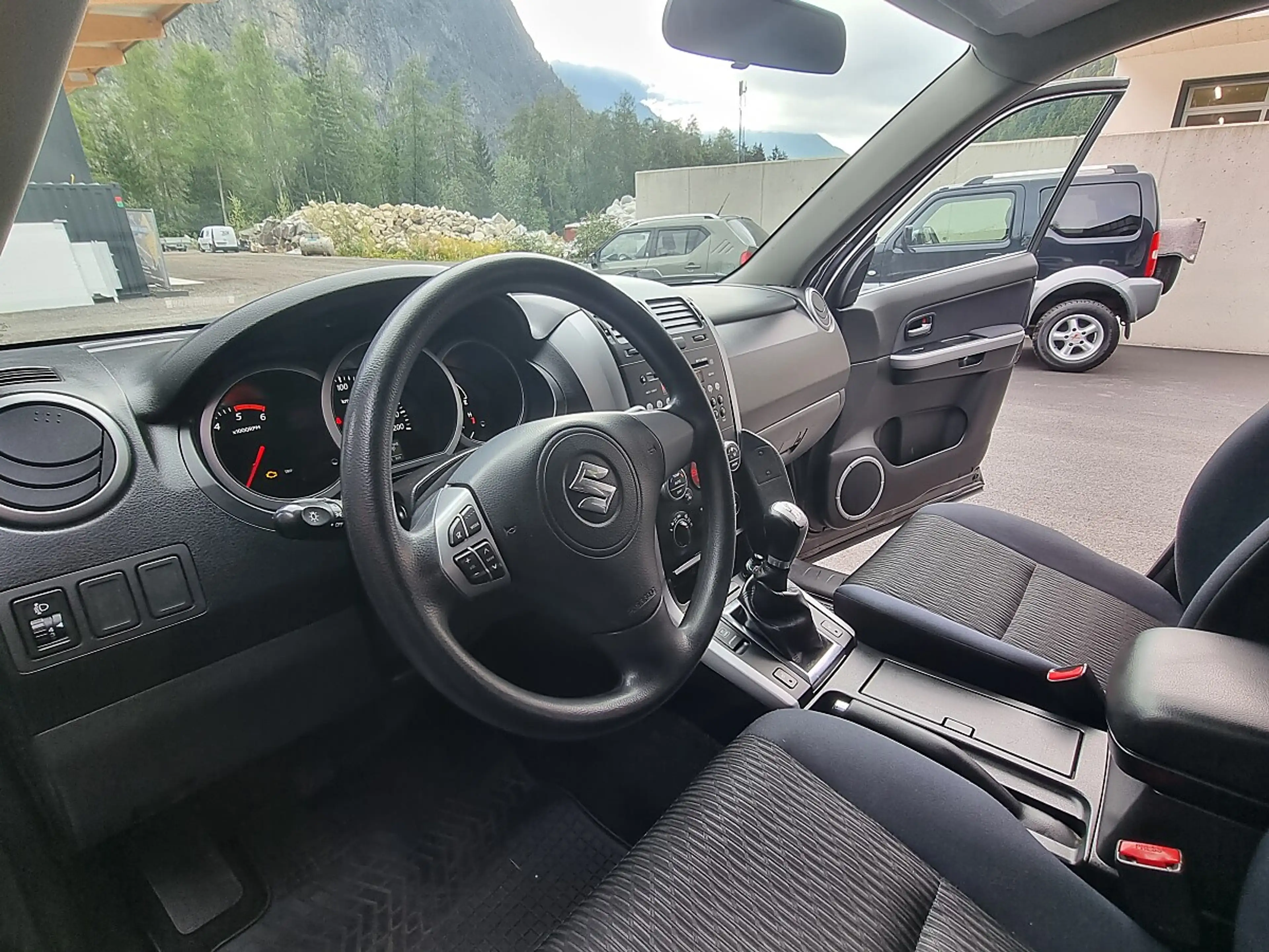 Suzuki Grand Vitara 1,9 DDiS VX-E Special L2**ROSTFREI** — photo 12