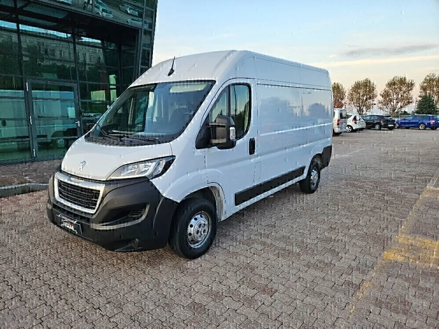 Peugeot Boxer 333 2.2 BlueHDi 140 S&S PM-TM Furgone Bianco - 1