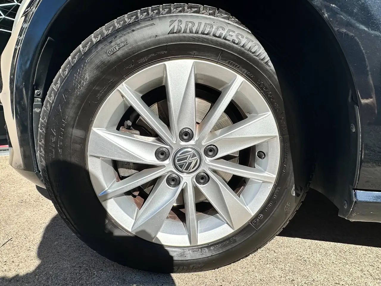 Volkswagen Golf Standard Model — photo 35
