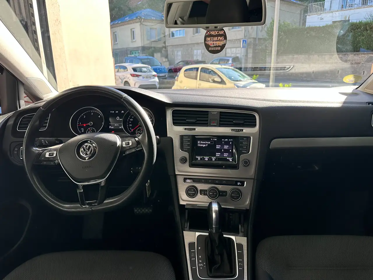 Volkswagen Golf Standard Model — photo 40