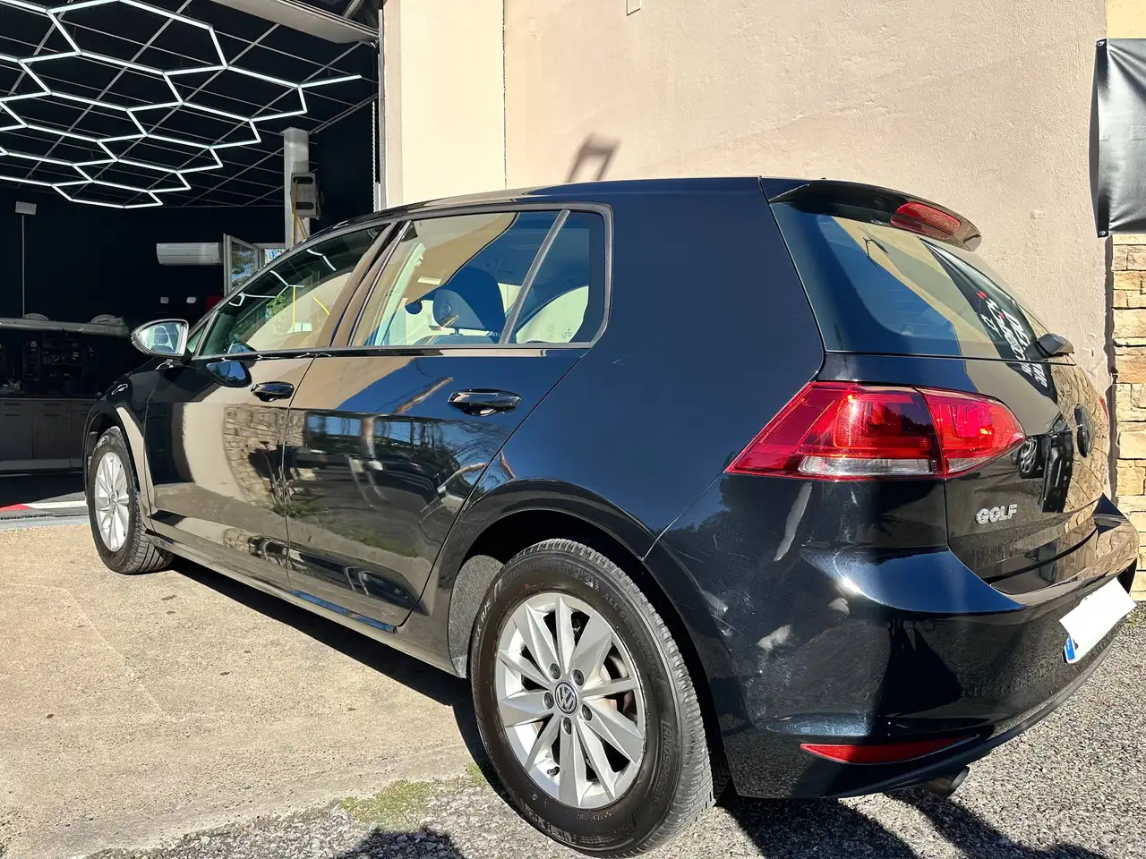 Volkswagen Golf Standard Model — photo 2
