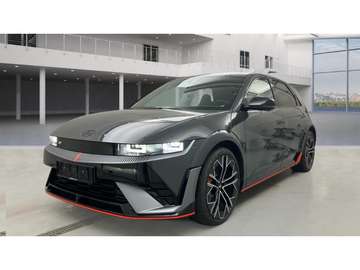 N Performance 4WD Alcantara Head-Up