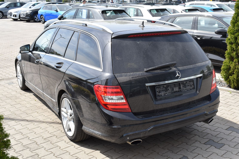 Mercedes-Benz C 300 CDI T 4Matic AMG-line Navi3D~Panorama — photo 6