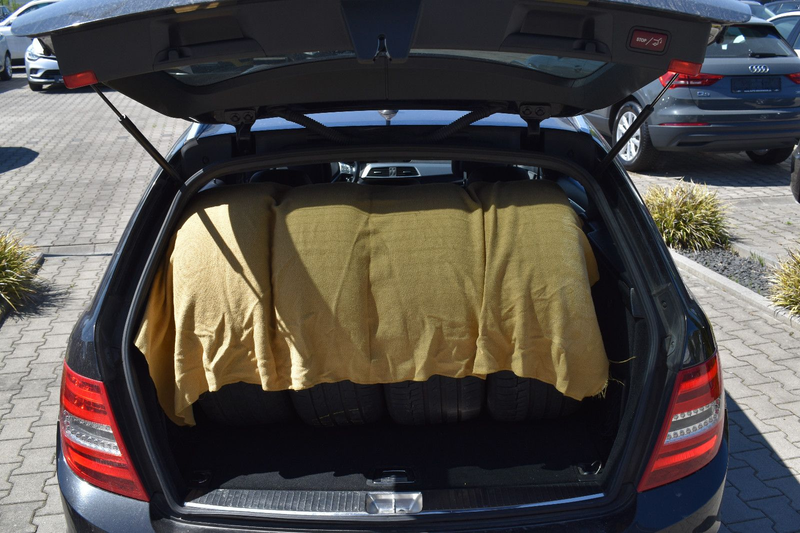 Mercedes-Benz C 300 CDI T 4Matic AMG-line Navi3D~Panorama — photo 11