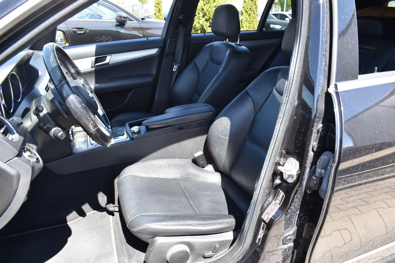 Mercedes-Benz C 300 CDI T 4Matic AMG-line Navi3D~Panorama — photo 7