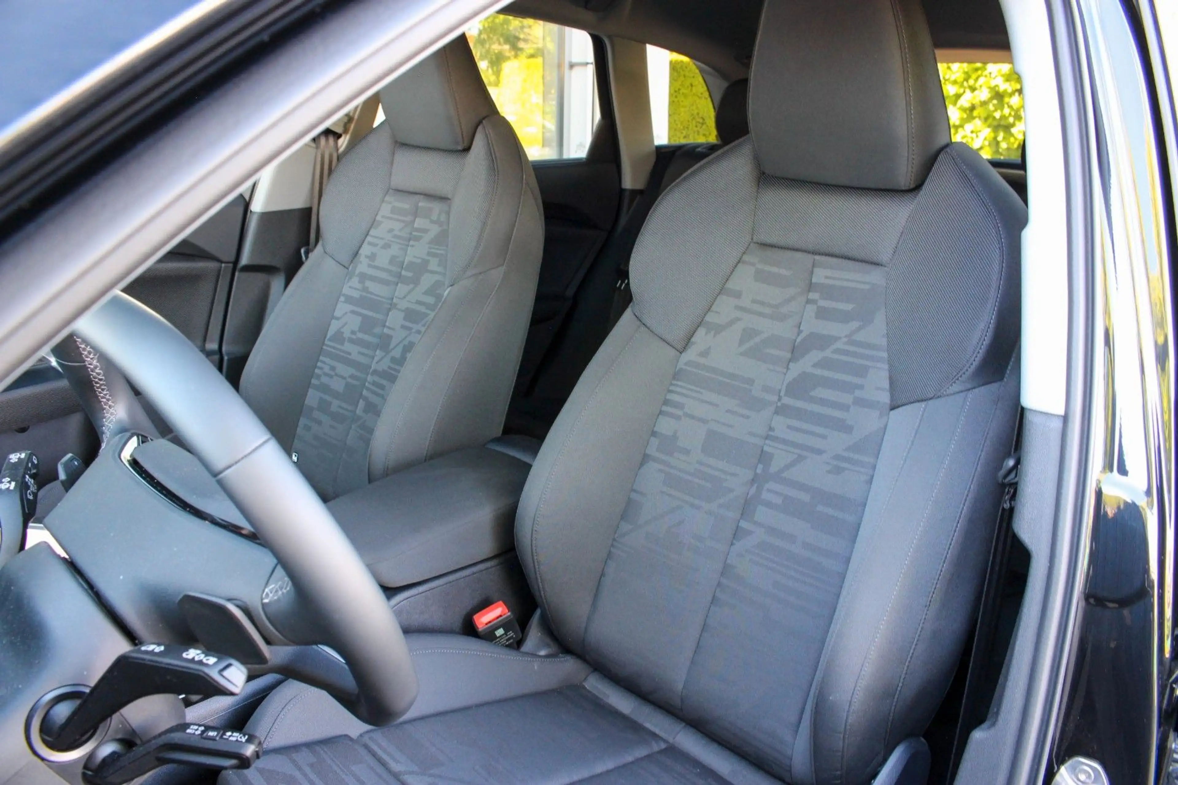 Audi Q5 2.0 TDI / S-LINE / 21"/ BUSINESS/ AHK — photo 12
