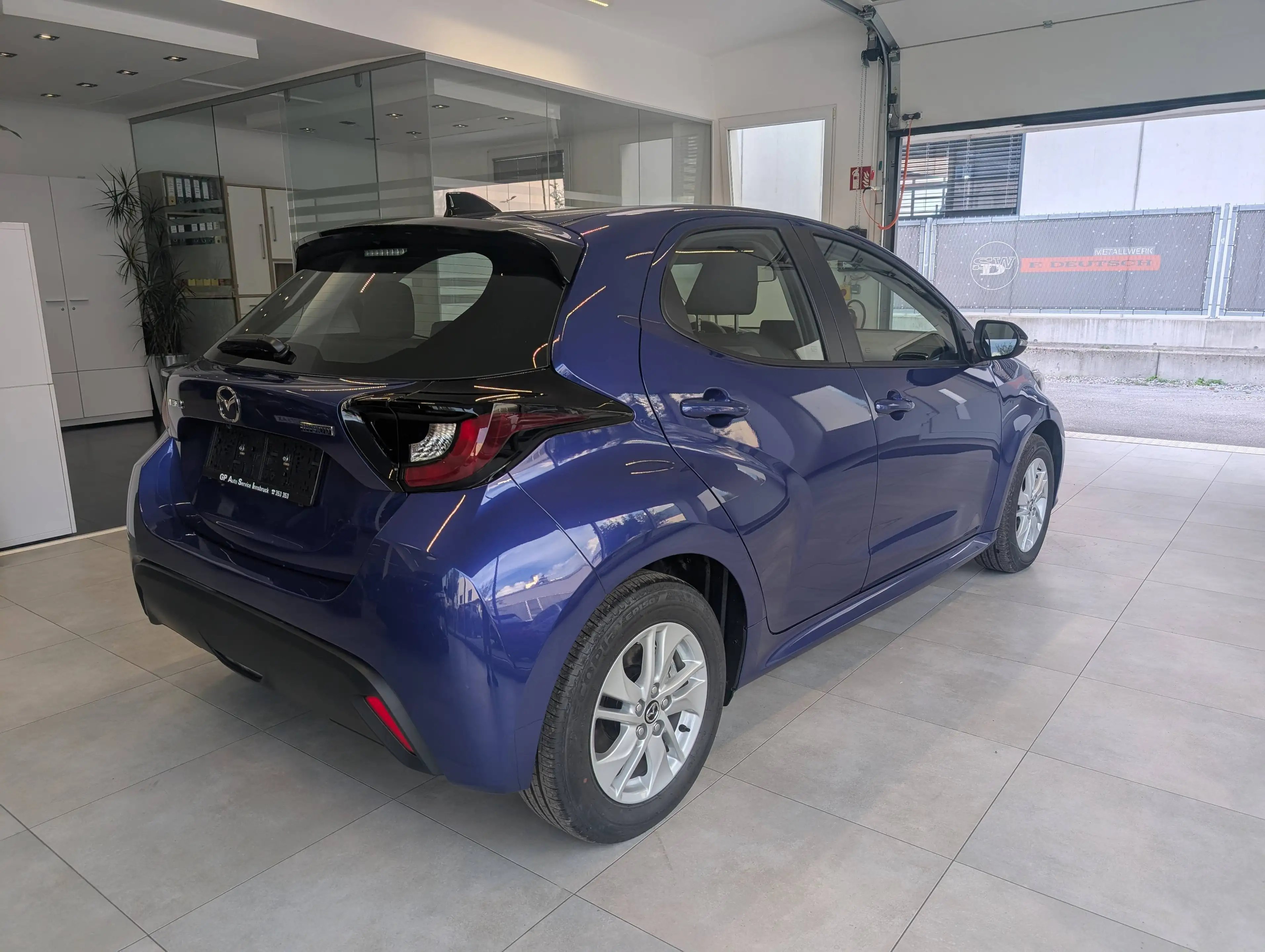 Mazda 2 Mazda 2 Hybrid Centre Line*Winterräder Gratis* — photo 2