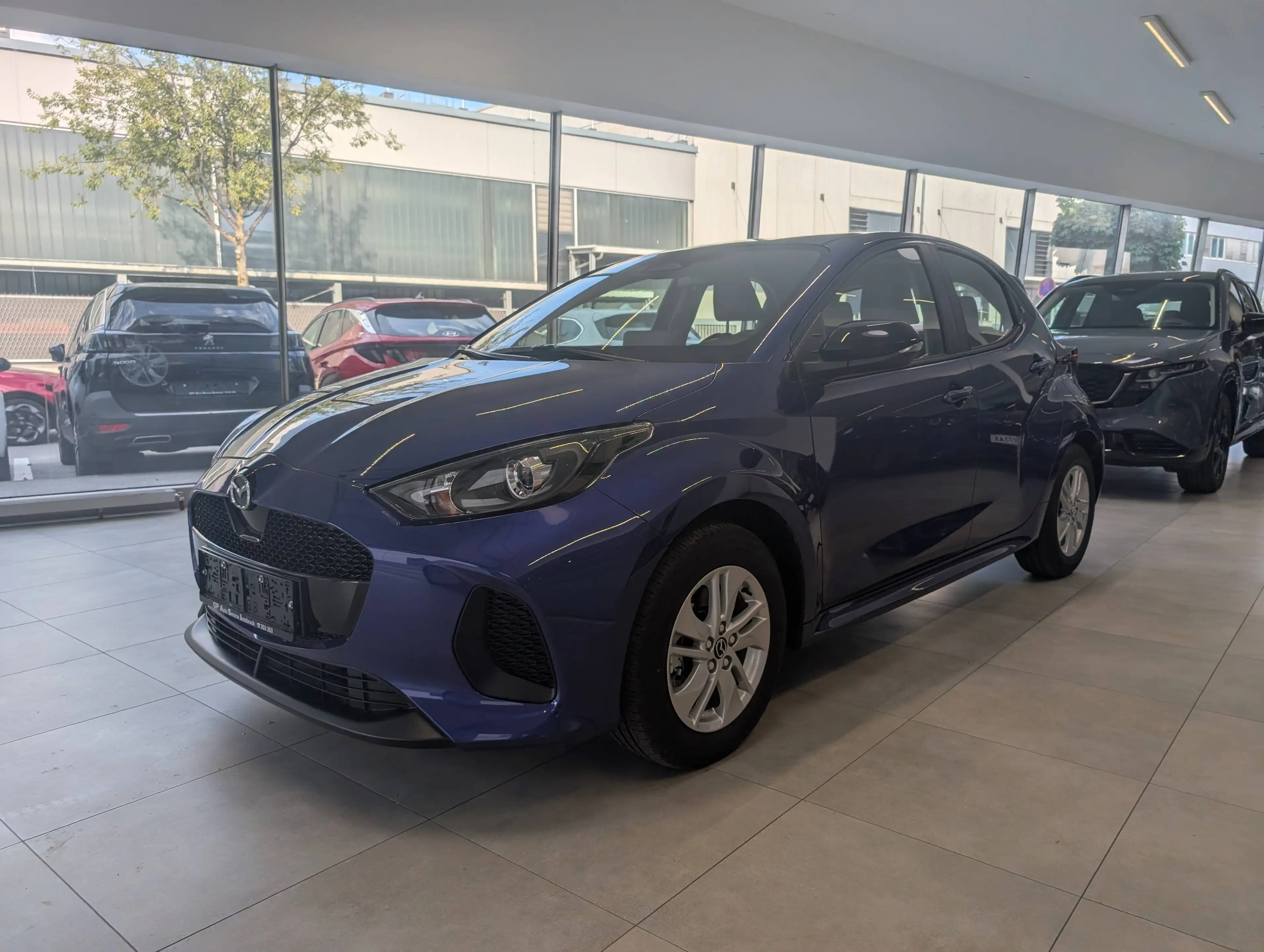 Mazda 2 Mazda 2 Hybrid Centre Line*Winterräder Gratis* — photo 4