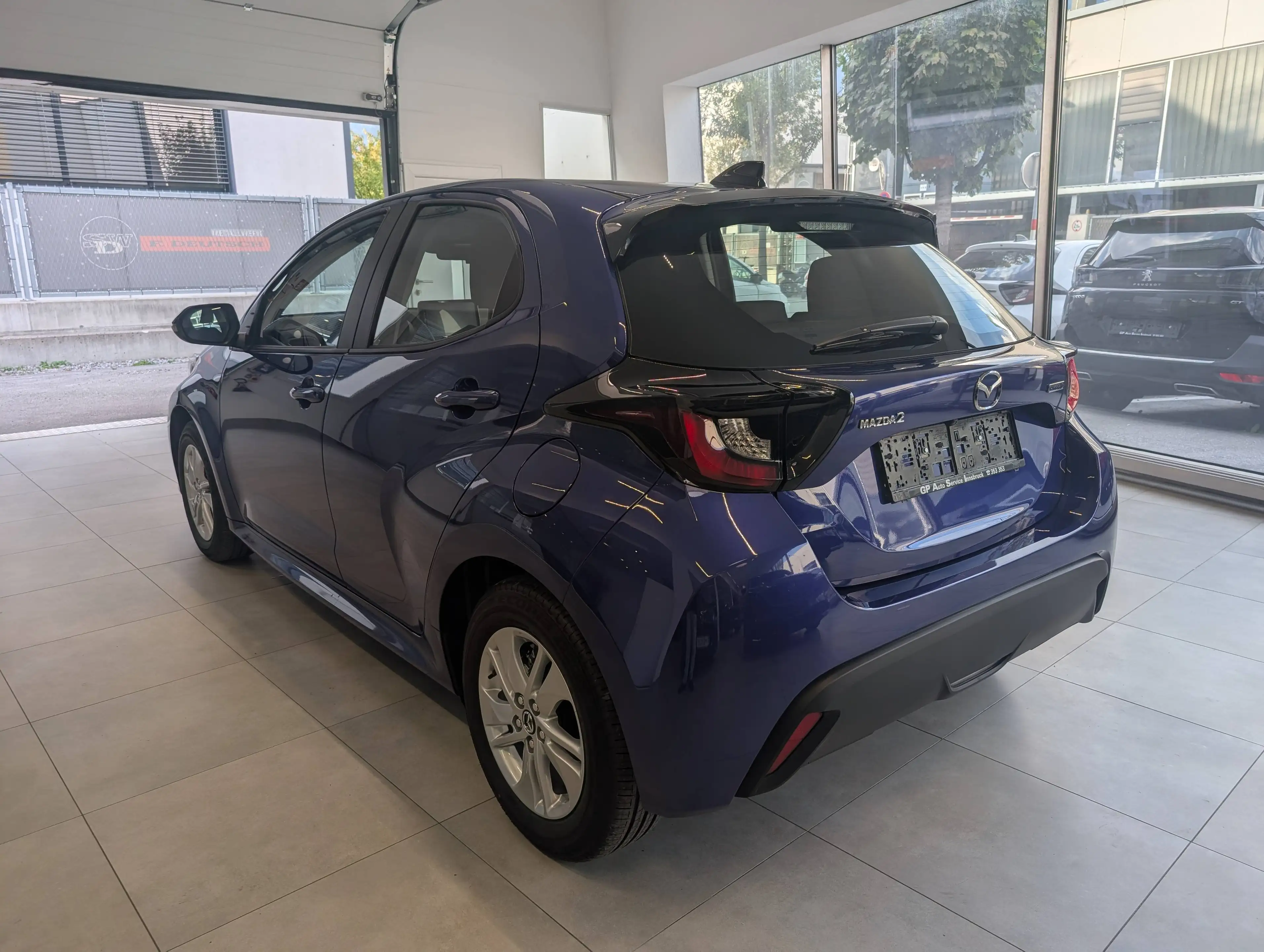 Mazda 2 Mazda 2 Hybrid Centre Line*Winterräder Gratis* — photo 3