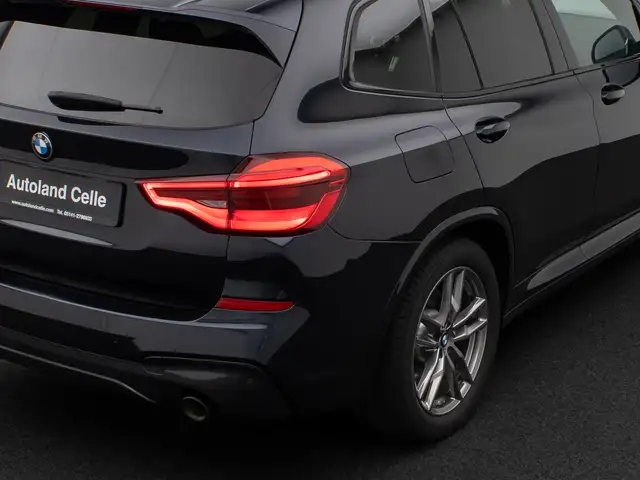 BMW X3 M view 15