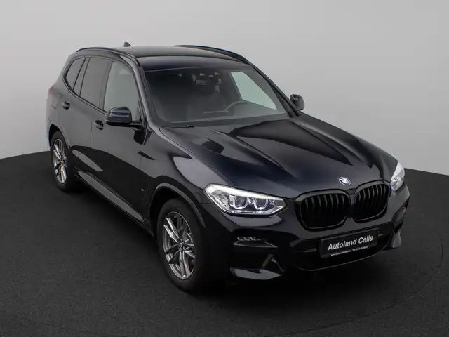 BMW X3 M view 3