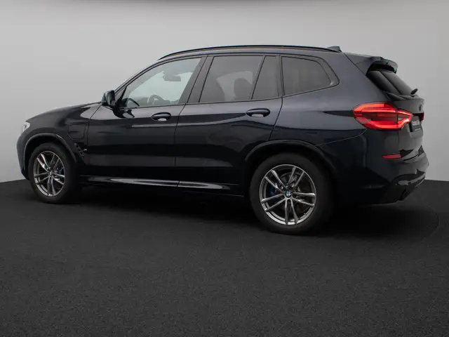 BMW X3 M view 10