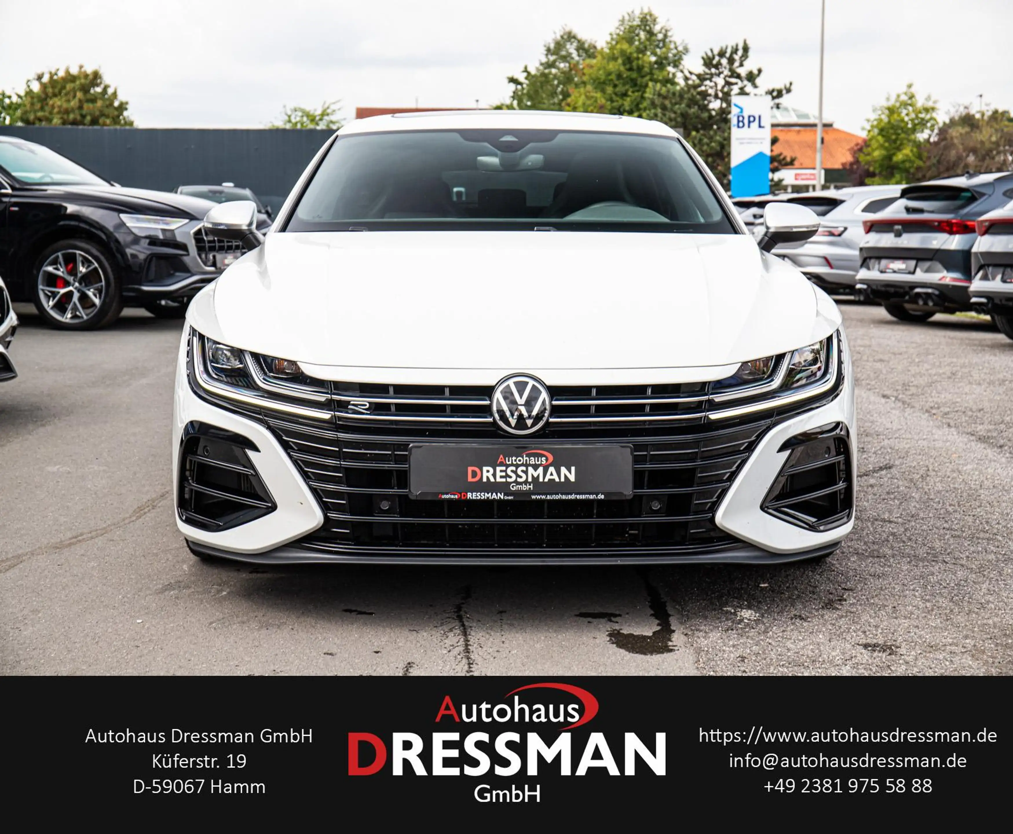 Volkswagen Arteon R SB LED NAVI ACC AHK PANO KAMERA CARBON — photo 2