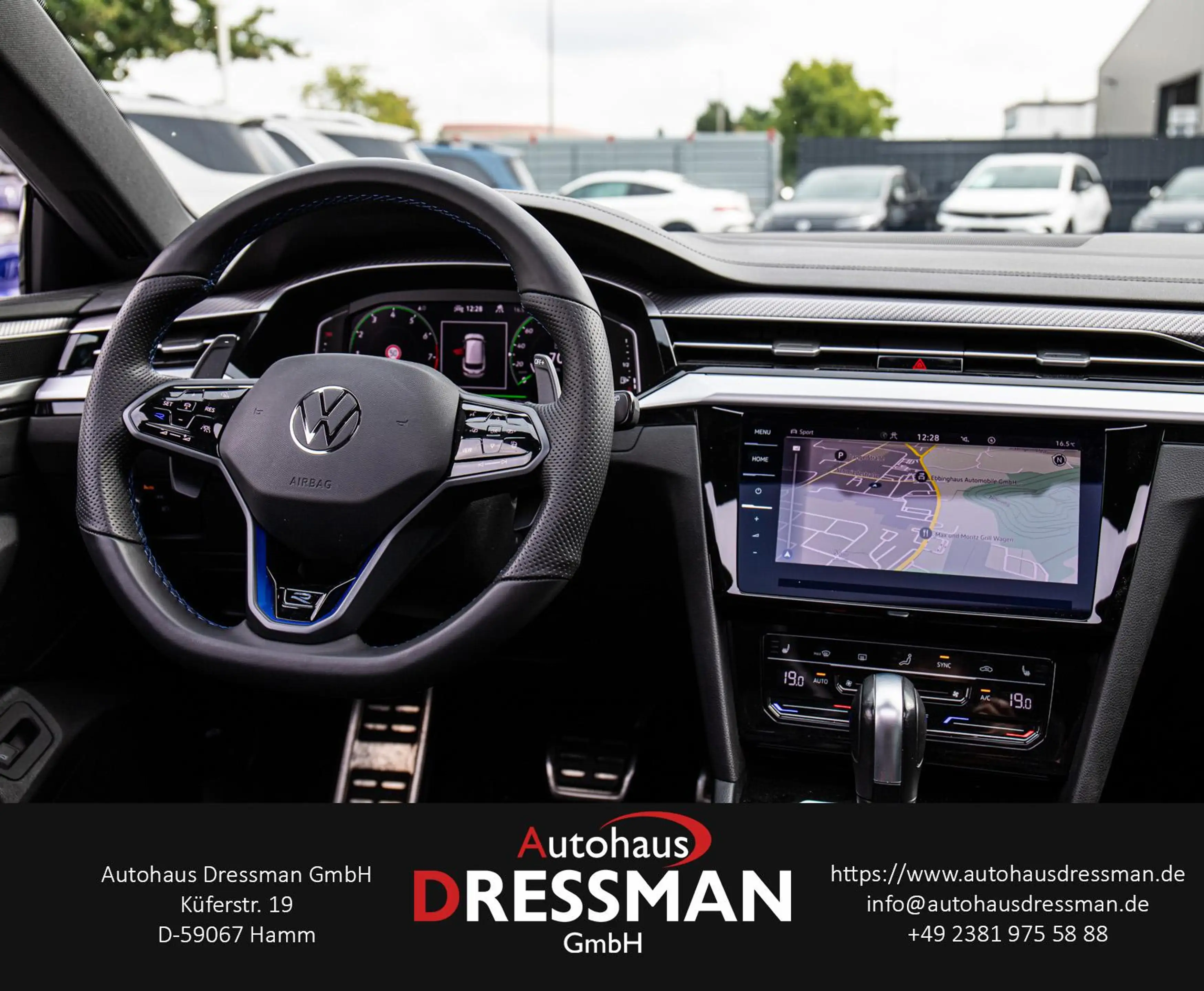 Volkswagen Arteon R SB LED NAVI ACC AHK PANO KAMERA CARBON — photo 15