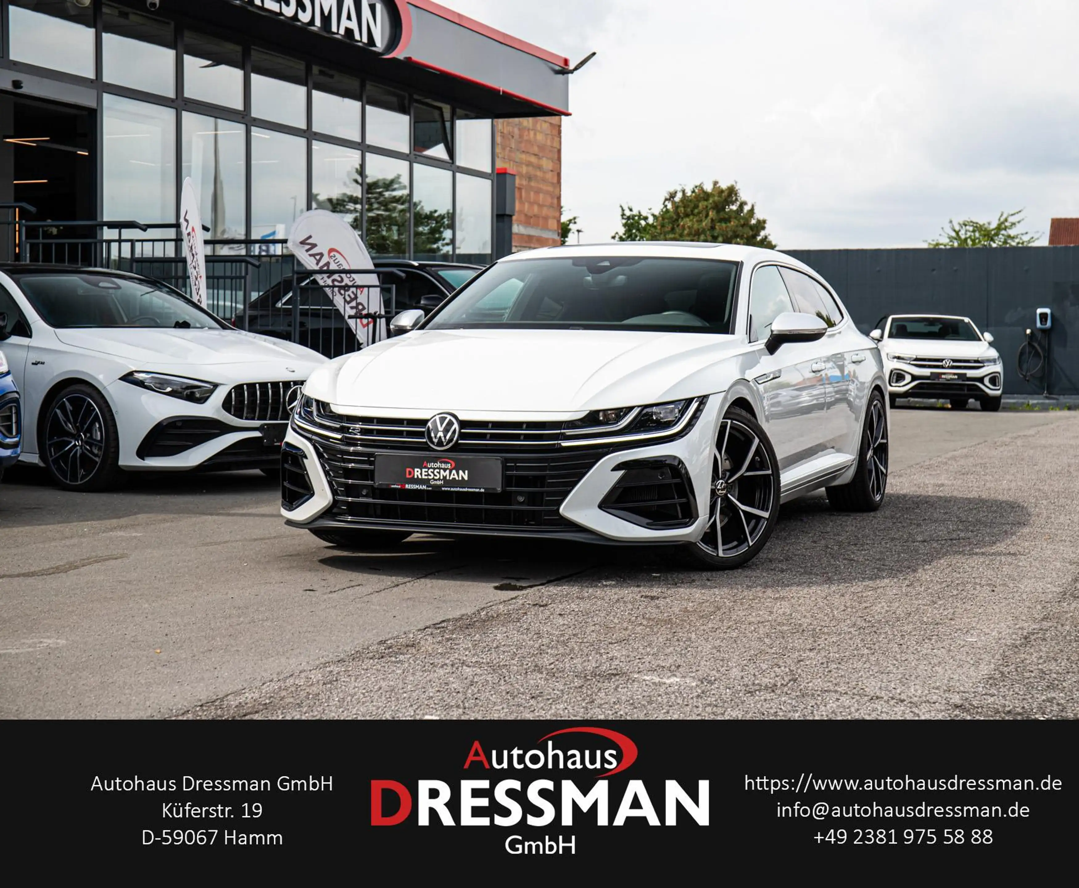 Volkswagen Arteon R SB LED NAVI ACC AHK PANO KAMERA CARBON