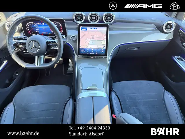 Mercedes-Benz GLC view 4