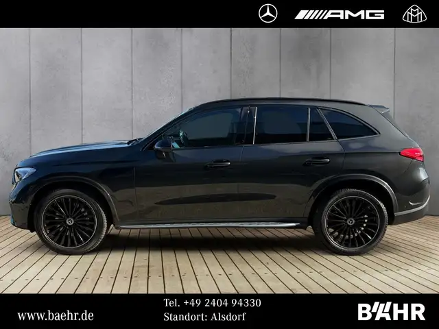 Mercedes-Benz GLC view 2
