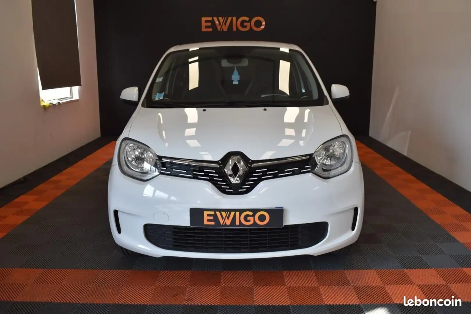 Renault Twingo 0.9 TCE 90ch ZEN SUIVI CONSTRUCTEUR & GARANTIE 6 A Blanc - 2