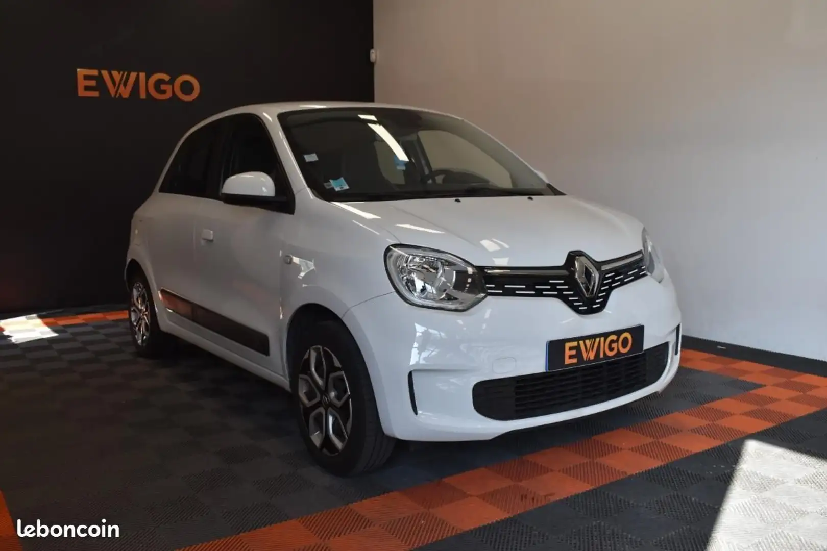 Renault Twingo 0.9 TCE 90ch ZEN SUIVI CONSTRUCTEUR & GARANTIE 6 A Blanc - 1