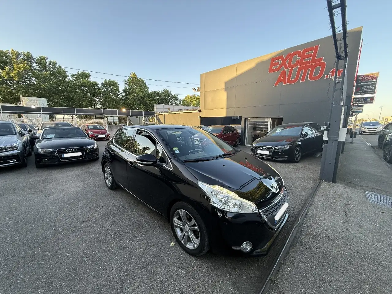 Peugeot 208 1.6 e-HDi 115ch