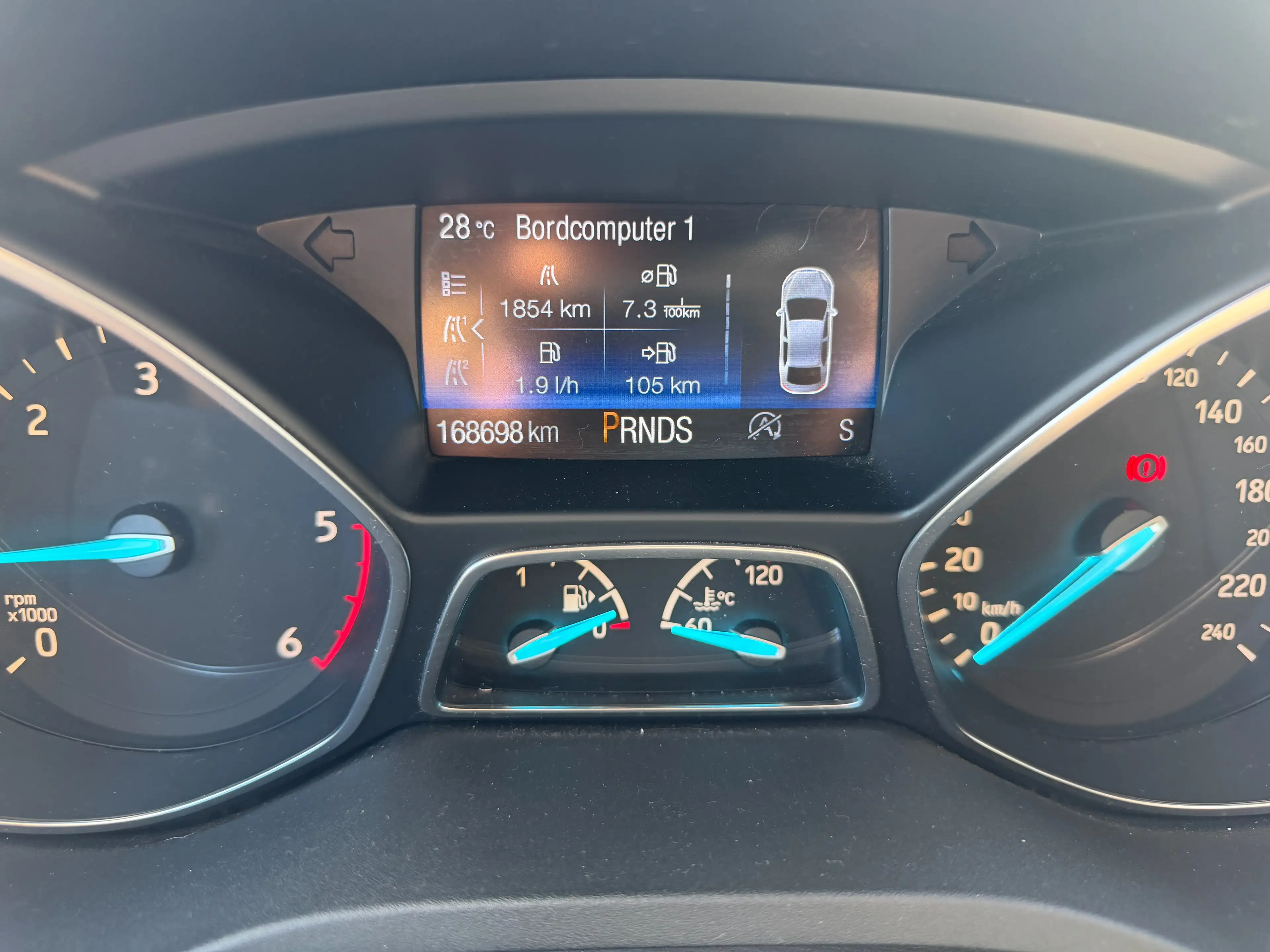 Ford Kuga 2.0 TDCi Titanium Automatik — photo 11