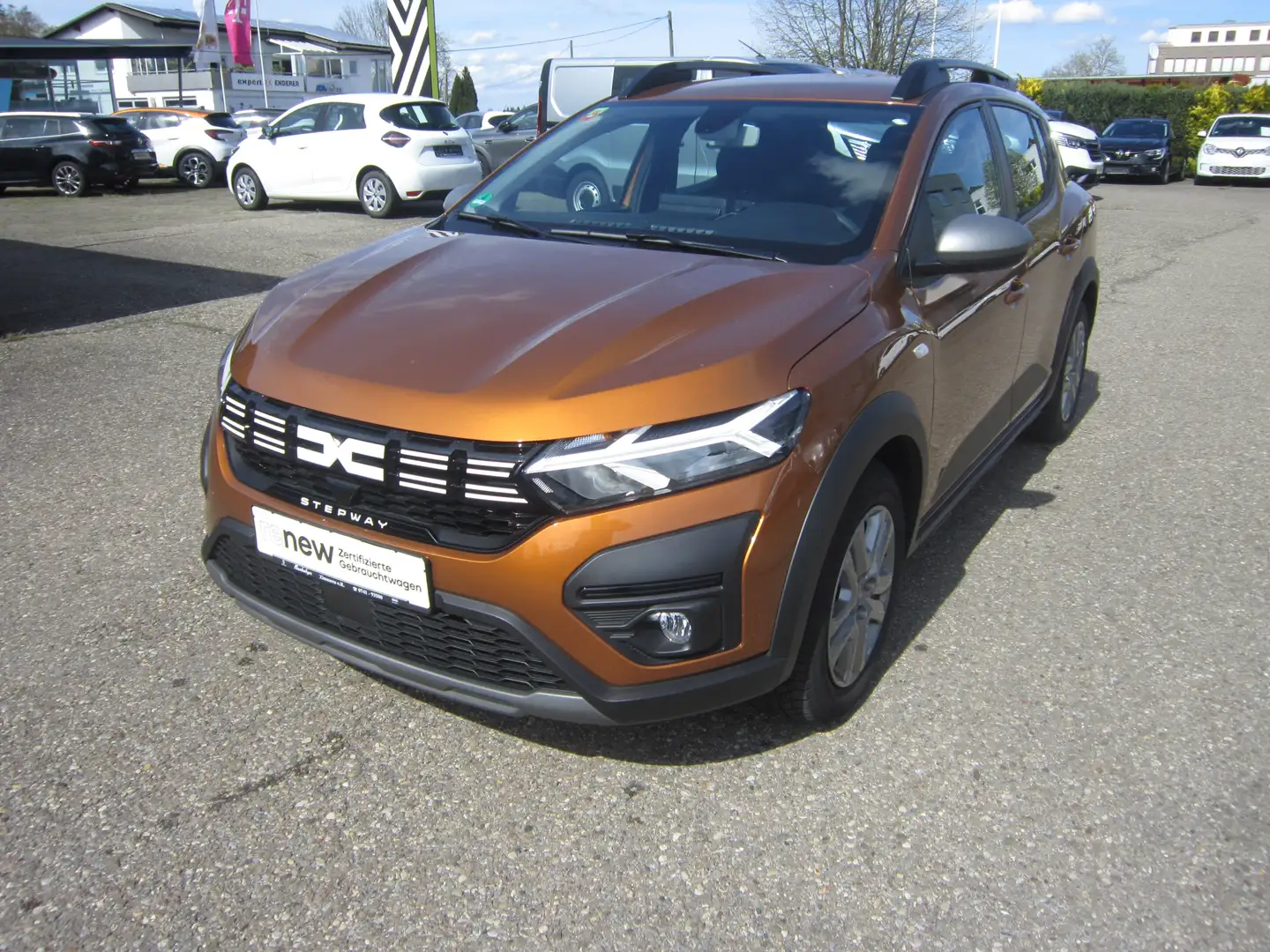 Dacia Sandero Stepway TCe 90 CVT Expression, Klimaautomatik, Orange - 1
