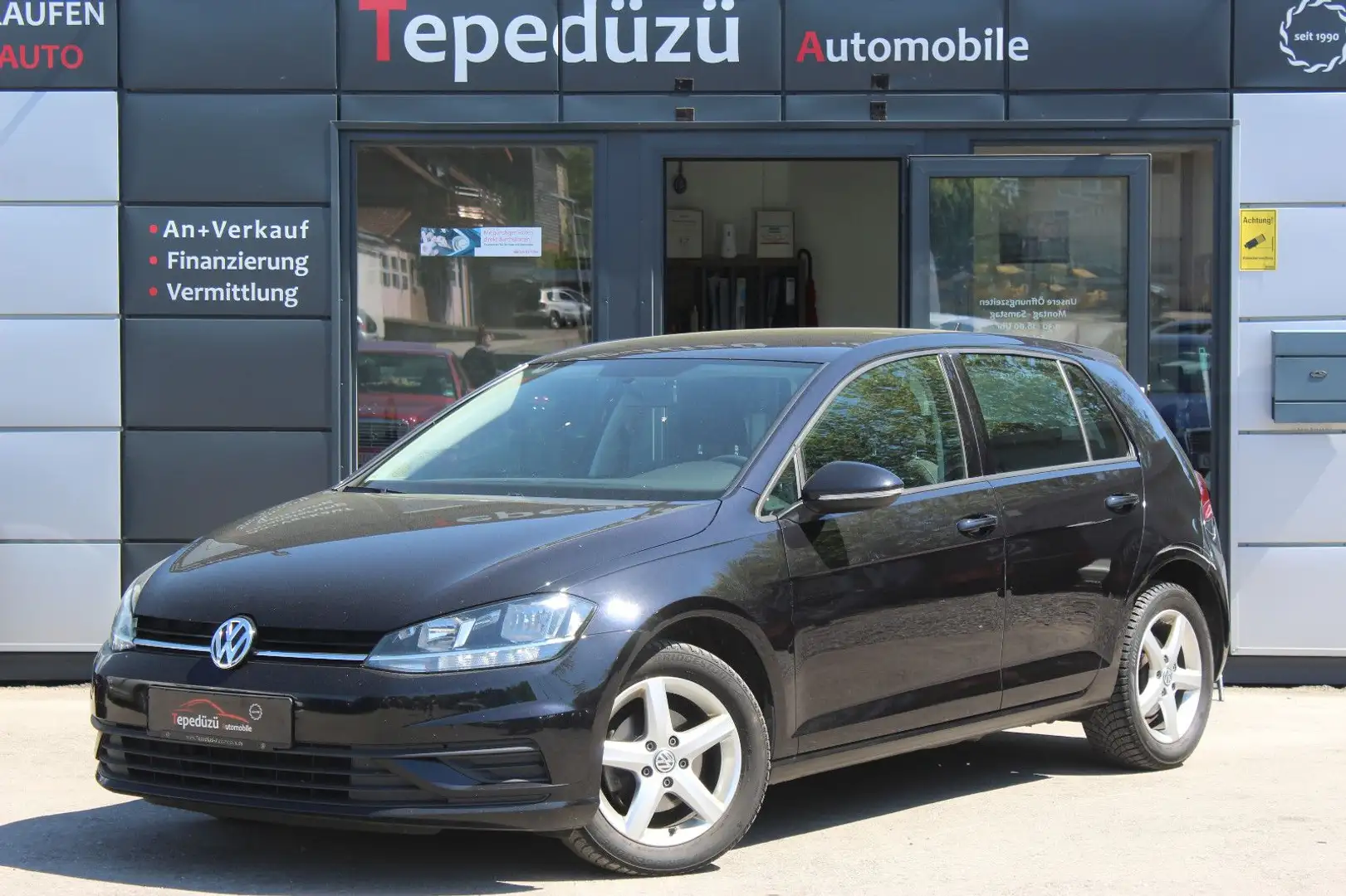 Volkswagen Golf VII Lim. BMT/Start-Stopp*KLIMA*16"ALU*EURO6 Negro - 1