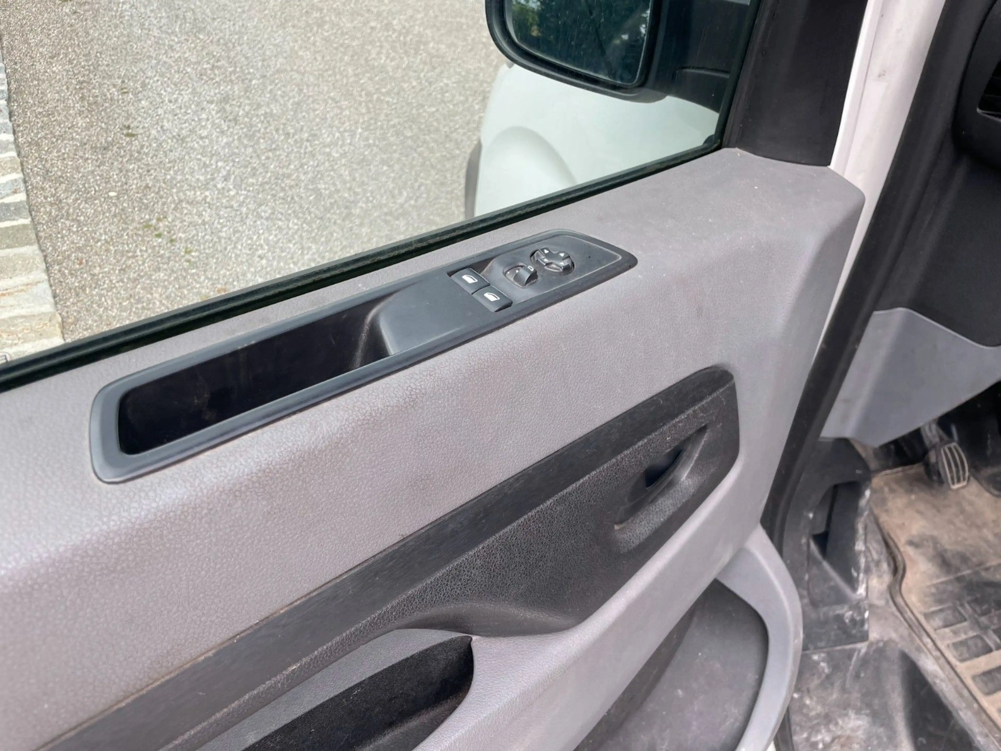 Peugeot Expert Traveller Kombi L3, Klima, AHK , Euro 6 — photo 7