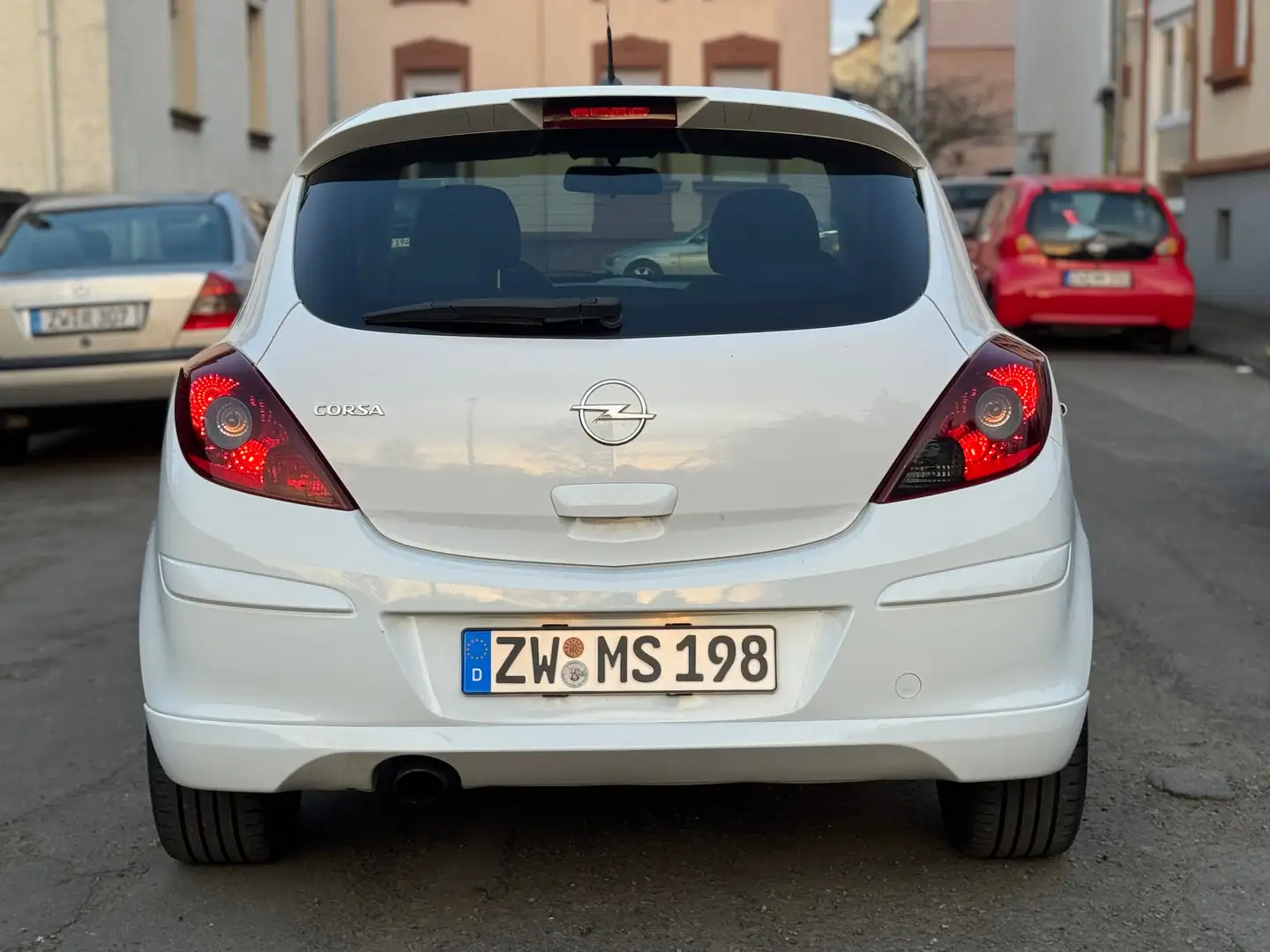 Opel Corsa Corsa 1.4 16V Limited Edition Weiß - 2