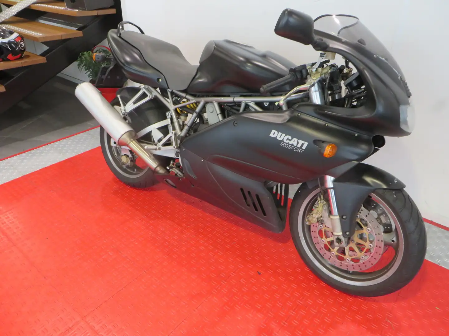 Ducati 900 SS Černá - 2