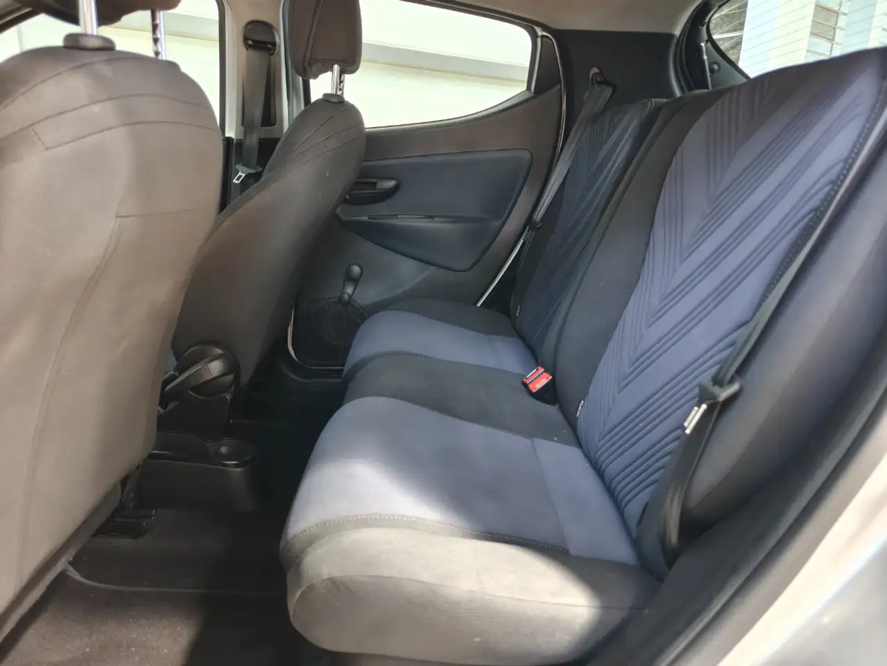 Lancia Ypsilon 2021 — фото 10
