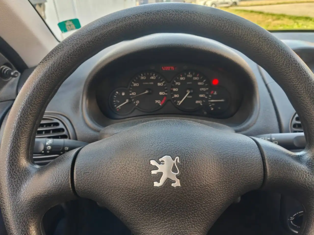 Peugeot 206 1.4i 75ch Entretien à jour, foto 11