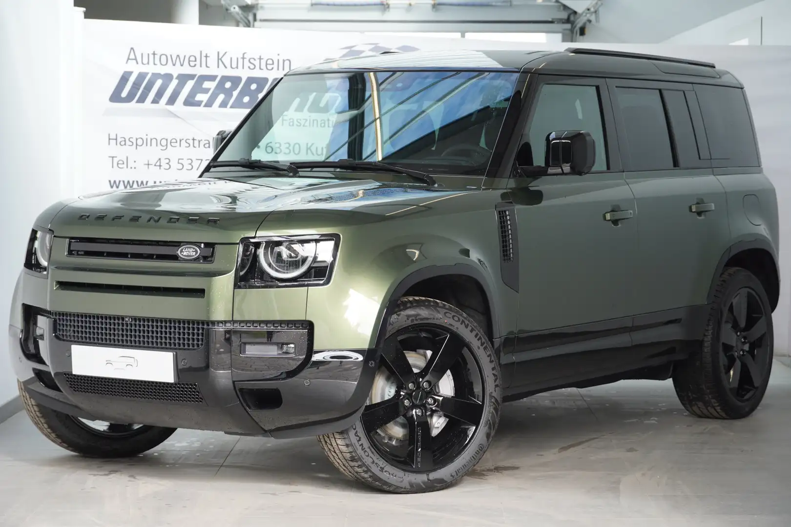 Land Rover Defender Defender 110 2.0 PHEV SWB X-Dynamic SE Grün - 1