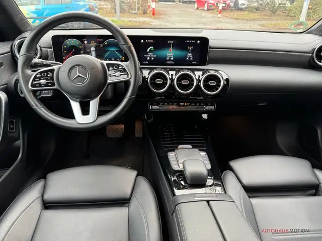 Mercedes-Benz CLA view 12