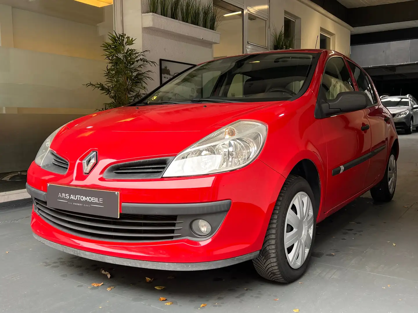 Renault Clio 1.2i - Airco - 5 portes - Garantie 12m Rood - 1