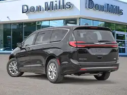 Chrysler Pacifica 2026