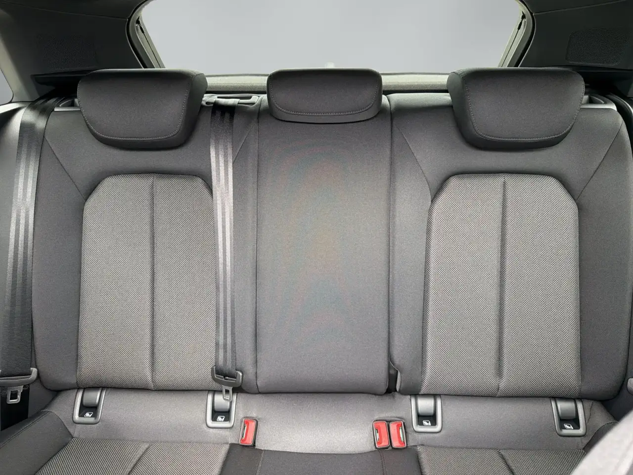 Audi A3 Sportback TFSI quattro 150 kW S line Pano AHK 11