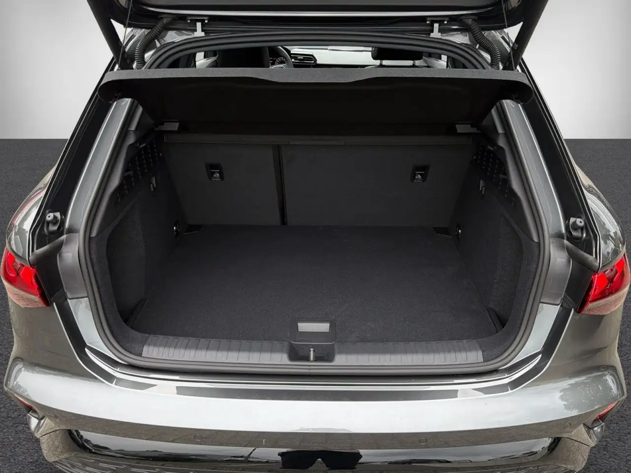 Audi A3 Sportback TFSI quattro 150 kW S line Pano AHK 12