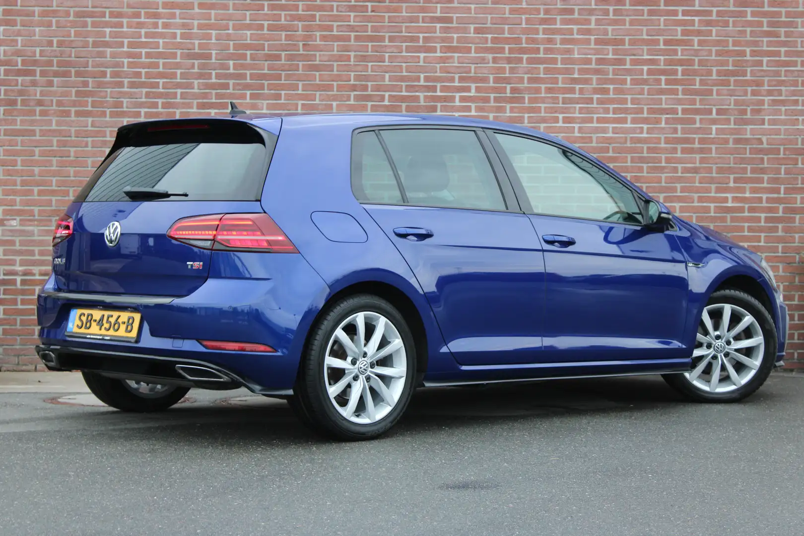 Volkswagen Golf 1.5 TSI DSG 150PK R-LINE Highline |ACC|CAMERA|ERGO Blau - 2