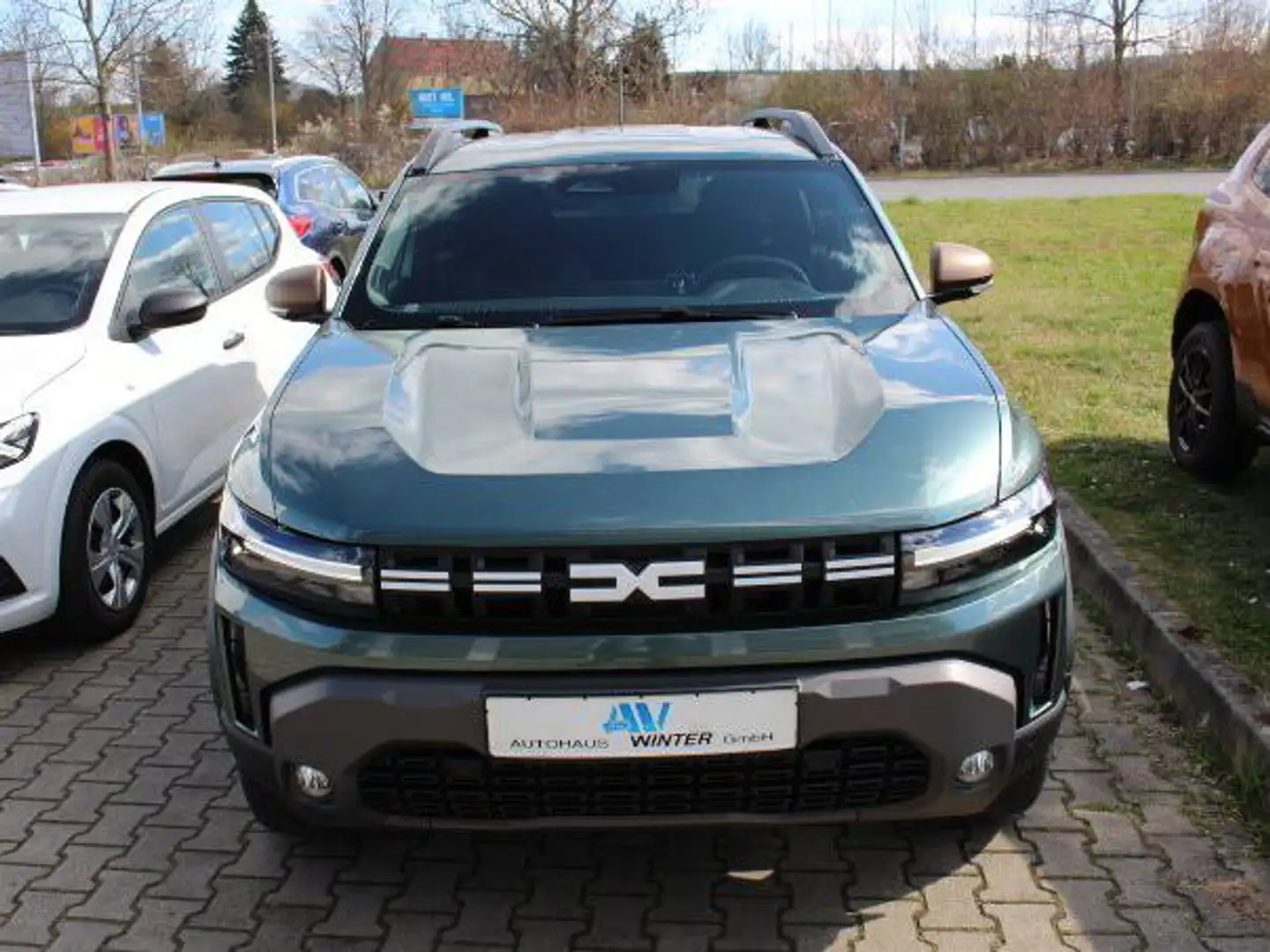 Dacia Duster TCe 130 4x4 Extreme Grün - 1