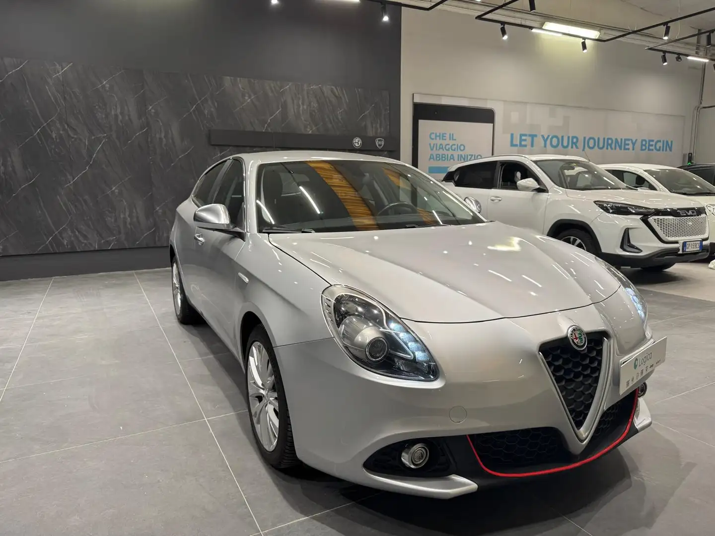 Alfa Romeo Giulietta 1.6 JTDm Business Grigio - 1