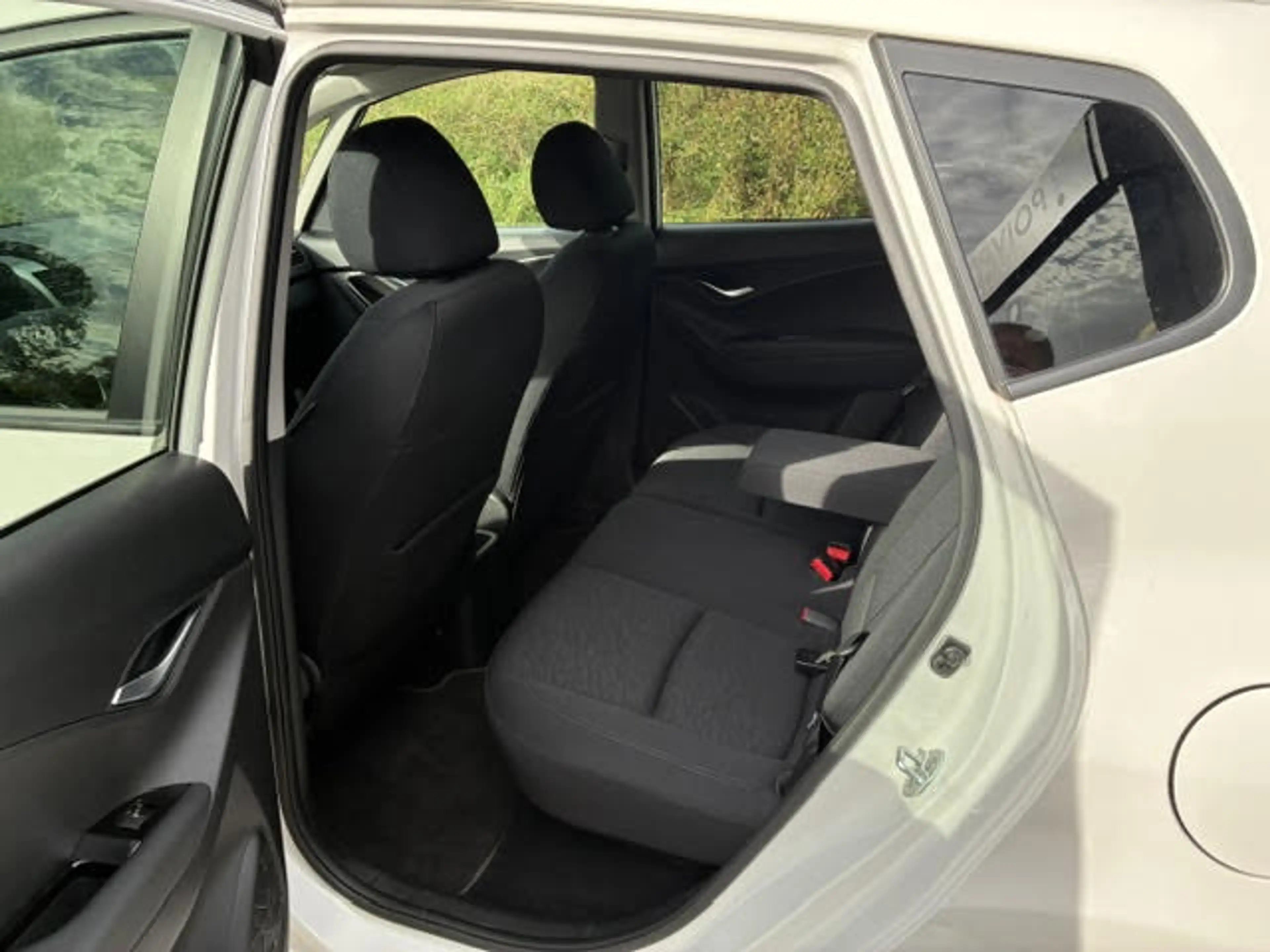 Hyundai iX20 iX20 1.4i Go! | Navi | 29.850 KM !!! — photo 9